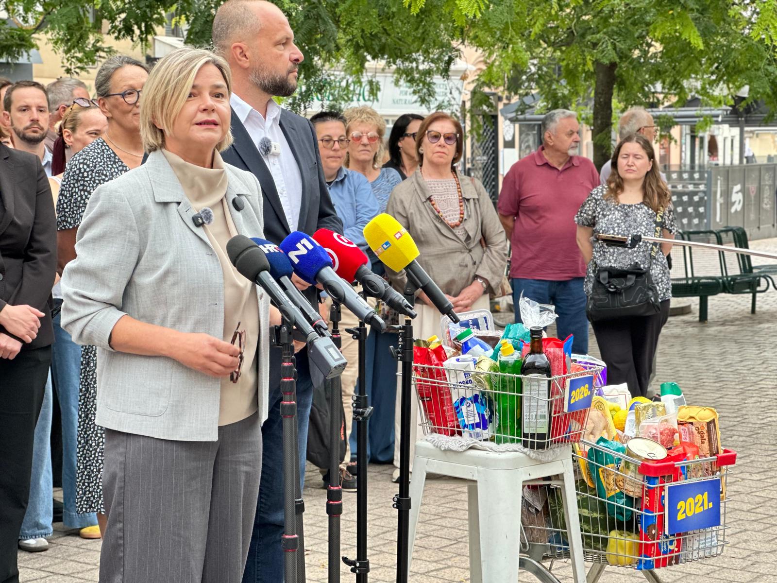 Plenkovićeva inflacija pojela je skoro polovicu potrošačke košarice