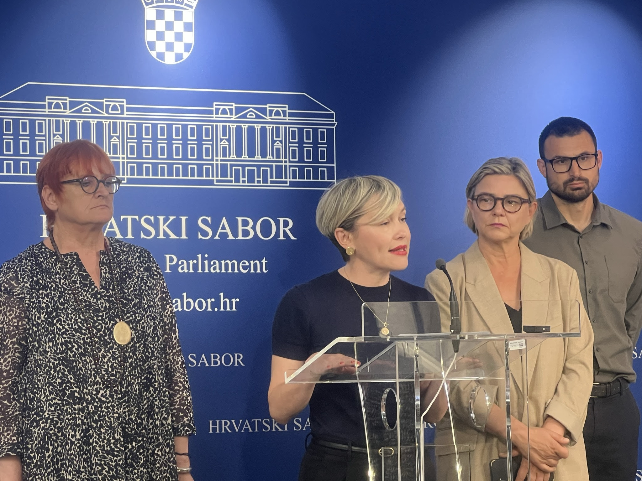 Kekin: Medikol me pokušava ušutkati i zastrašiti sa sedam tužbi koje financira novcem građana